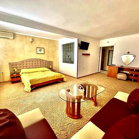 Family Hotel The Golden Fish Sozopol Exterior foto