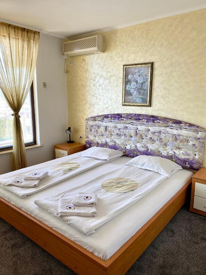 Family Hotel The Golden Fish Sozopol Exterior foto